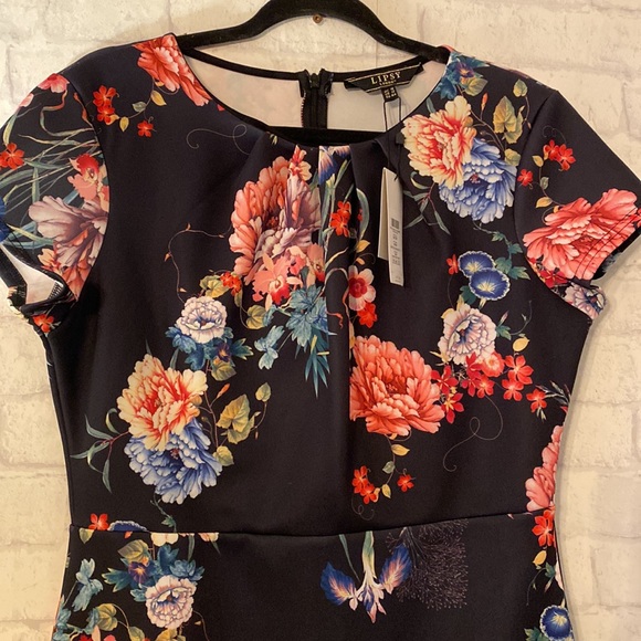 NWT Gorgeous Lipsy London Floral Dress Size 12 - Picture 2 of 12